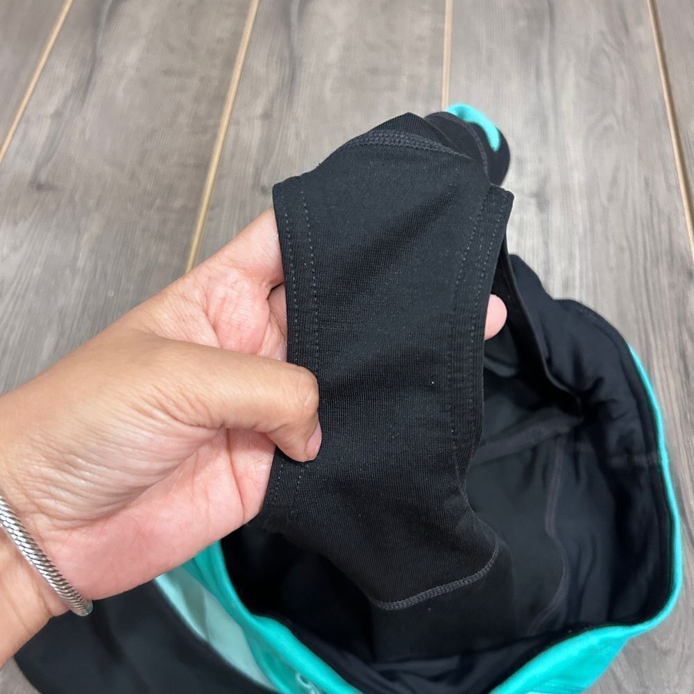 Lululemon Short 4” - Picture 3 of 4